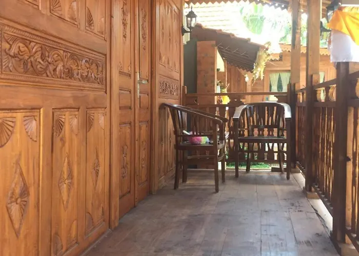 Bharata House 3*